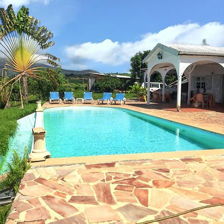 Villa Enchantee Avec Vue Sur Mer Et Piscine Au Carbet Le Carbet Exterior foto